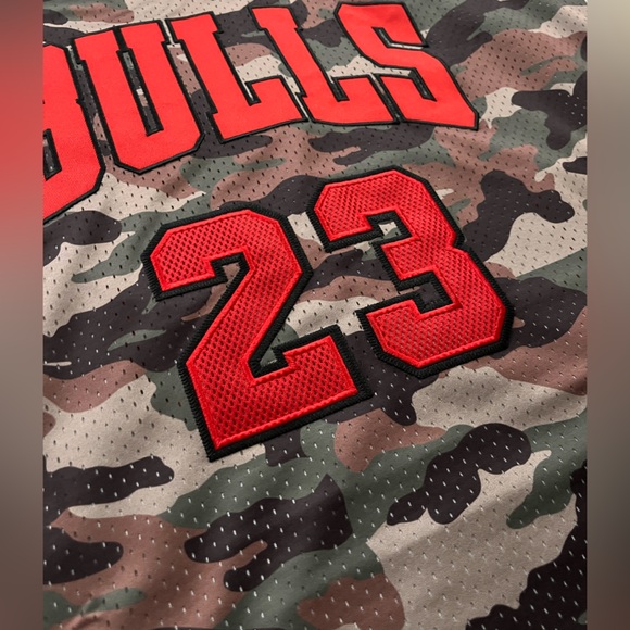 New Rare Camo Men’s Chicago Bulls Basketball Jersey - Picture 2 of 8